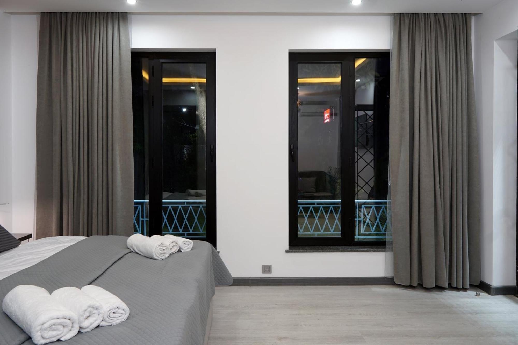 Hotel Varla Kutaiszi Kültér fotó